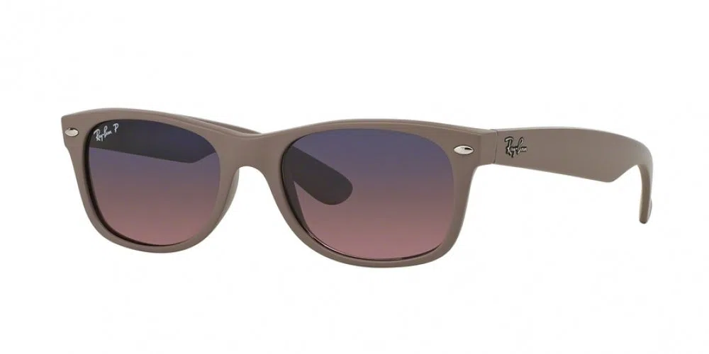 Ray Ban New Wayfarer 2132 Sunglasses - Medium - 55mm - Black - view 49